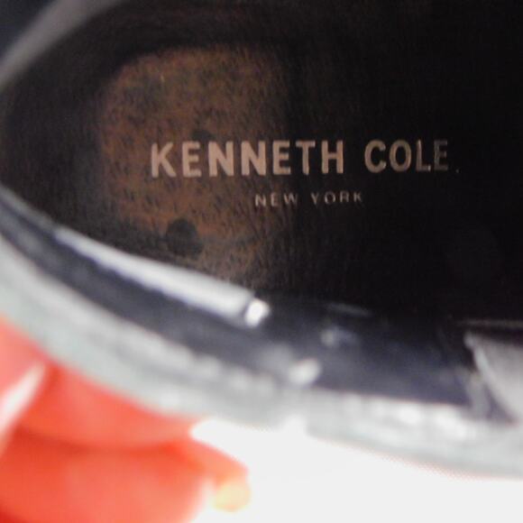 Kenneth Cole Women's Black Justin Lug Sole Chelsea Ankle Boots Size 8.5 - Picture 8 of 12